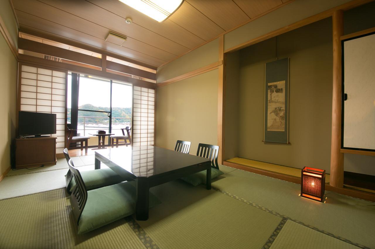 Hotel Matsuura Saiki Zewnętrze zdjęcie