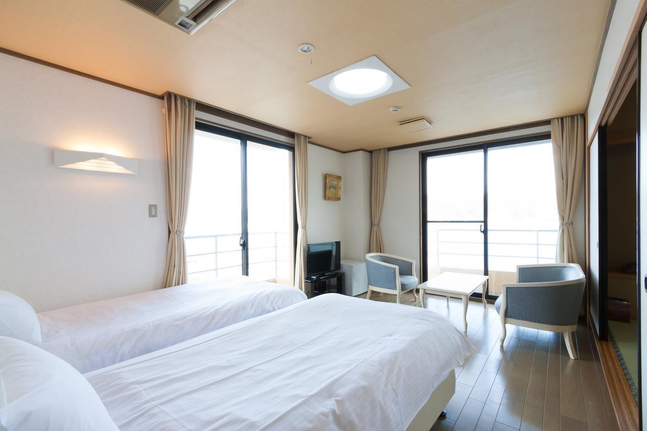 Hotel Matsuura Saiki Zewnętrze zdjęcie